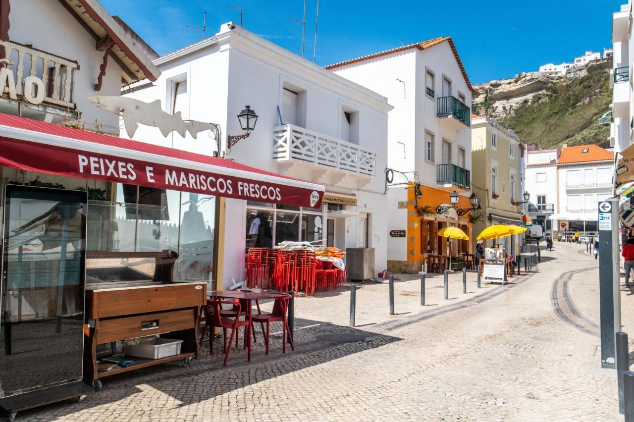 BayView Nazaré a sua casa à Beira Mar - 20 mt da Praia e da Famosa Bola Nivea Exterior foto
